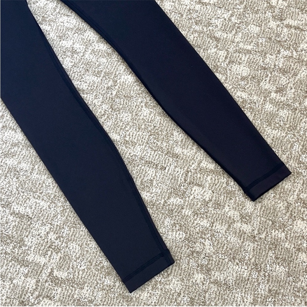 Lululemon Women’s Midnight Navy Wunder Under Low-Rise Tight (Full-On Luon)—4 - Picture 7 of 10